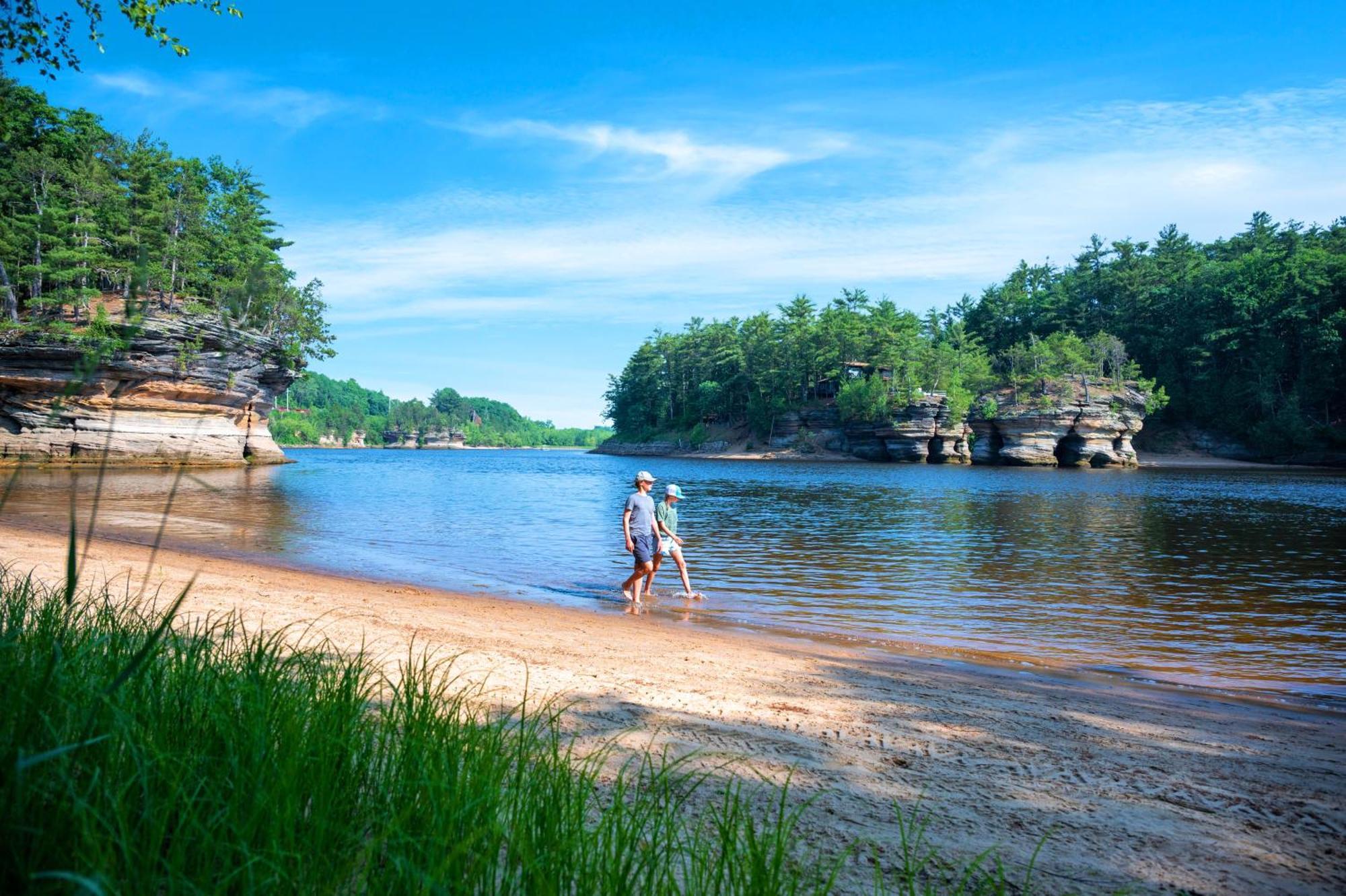 Aloha Beach Resort 위스콘신 델즈 외부 사진