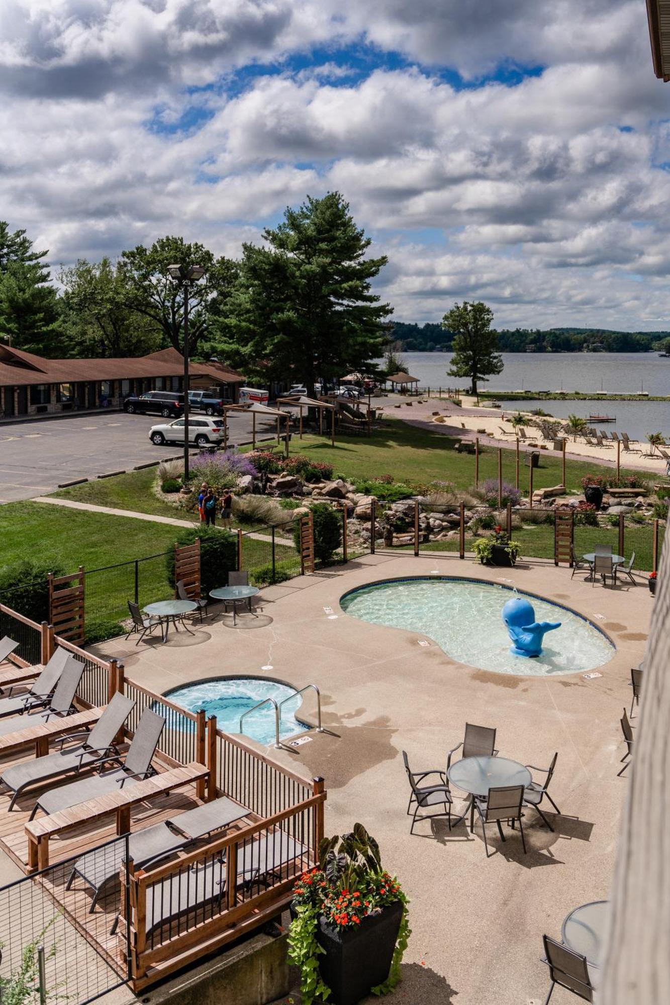 Aloha Beach Resort 위스콘신 델즈 외부 사진